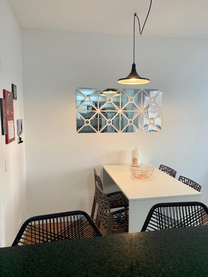 707- Apartamento Encantador, Amplo E Decorado, Quarto, Sala, Cozinha, Mobiliario Moderno, Cozinha Completa Com Utensilios , Excelente Vista Da Cidade E Localizacao Privelegiada No Bairro Bigorrilho Куритиба Экстерьер фото