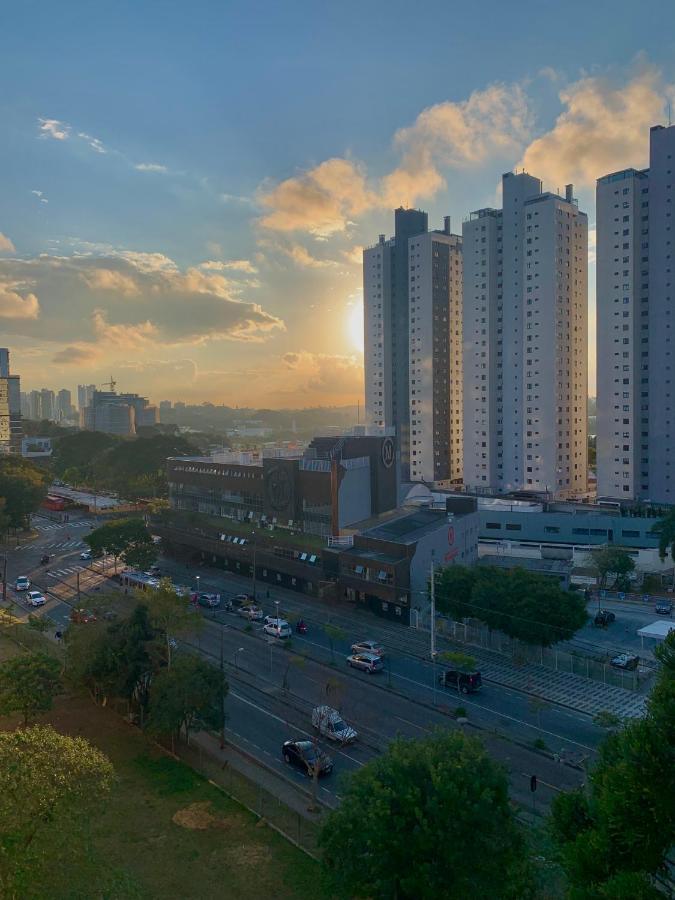 707- Apartamento Encantador, Amplo E Decorado, Quarto, Sala, Cozinha, Mobiliario Moderno, Cozinha Completa Com Utensilios , Excelente Vista Da Cidade E Localizacao Privelegiada No Bairro Bigorrilho Куритиба Экстерьер фото