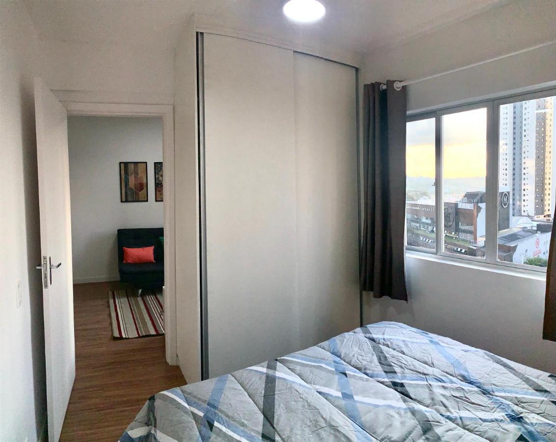 707- Apartamento Encantador, Amplo E Decorado, Quarto, Sala, Cozinha, Mobiliario Moderno, Cozinha Completa Com Utensilios , Excelente Vista Da Cidade E Localizacao Privelegiada No Bairro Bigorrilho Куритиба Экстерьер фото